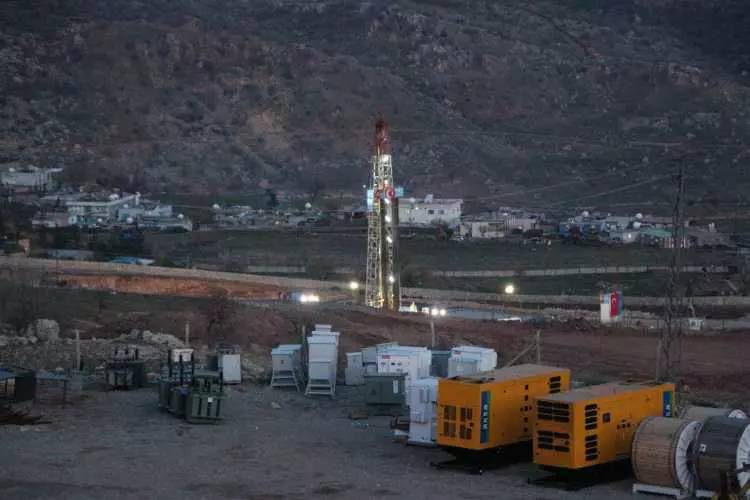 Bakan Bayraktar 2024 yılını ilk müjdesini verdi: ''Cumhuriyet tarihinin karada en büyük petrol keşfini yaptık'' 10