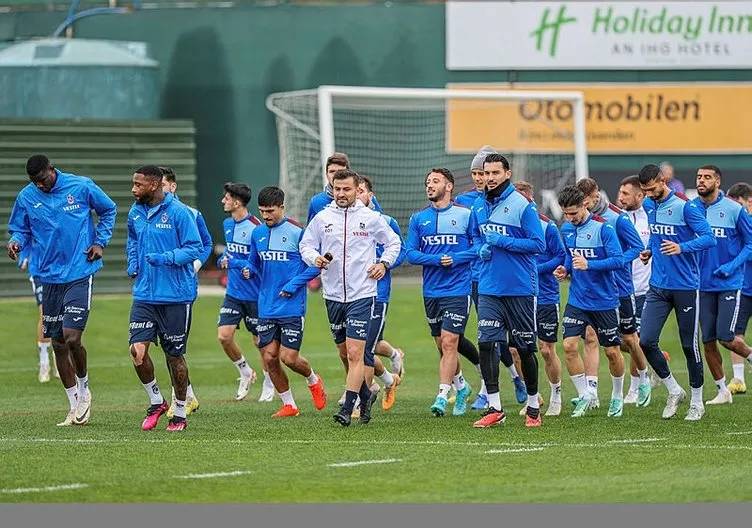 Abdullah Avcı kararını verdi! Trabzonspor'da 7 futbolcu ile yollar ayrılıyor 7