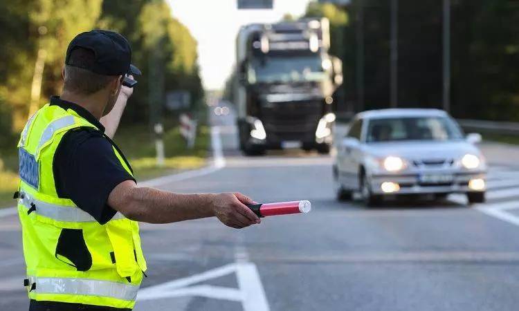 2024 trafik cezaları belli oldu! 2024 yılı trafik cezaları ne kadar oldu? Ehliyetsiz araç kullanma, kırmızı ışıktan geçmek, alkollü araç kullanma... 32