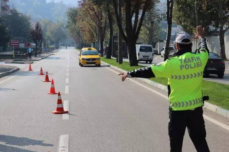 2024 trafik cezaları belli oldu! 2024 yılı trafik cezaları ne kadar oldu? Ehliyetsiz araç kullanma, kırmızı ışıktan geçmek, alkollü araç kullanma... 33