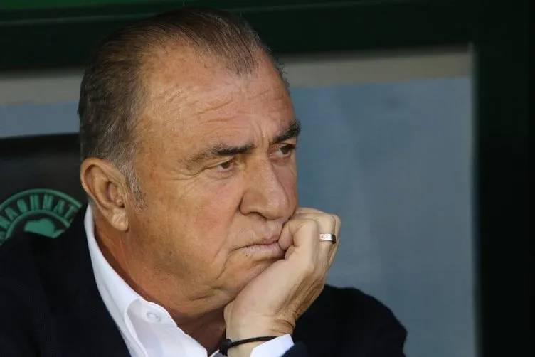 Fatih Terim çılgına döndü, Panathinaikos-PAOK maçında ortalık fena karıştı, çıkan tartışmaya polis ekipleri müdahale etti 14