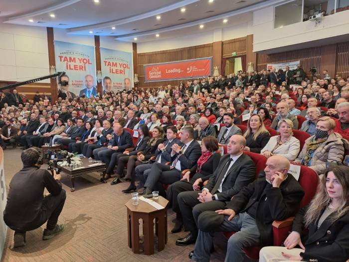 CHP Pendik Belediye Başkan adayı Süleyman Tarık Balyalı ''Pendik için hayallerim var'' diyerek Projelerini açıkladı 3