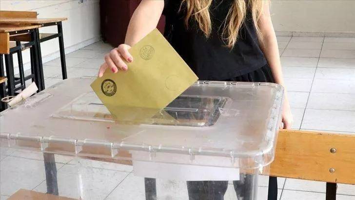 AK Parti elindeki en son yaptırdığı anketi yayınladı! İşte! Kurum ve İmamoğlu arasındaki en güncel anket sonucu 4