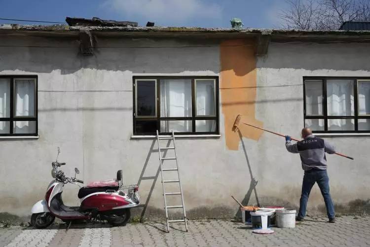 Böyle aday ve seçim vaadi hiç görülmedi, daha seçilmeden işe koyuldu! ''Seçilemezsem helali hoş olsun'' 2