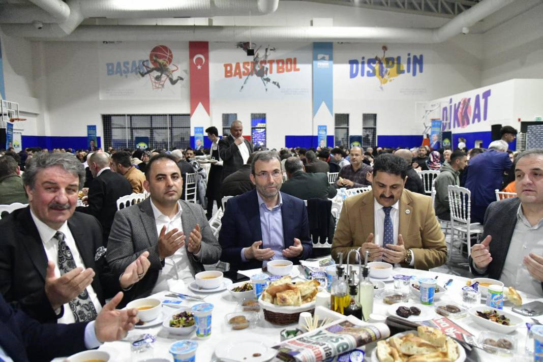 PENDEF'in memleketleri buluşturan geleneksel iftar programına yoğun katılım 2