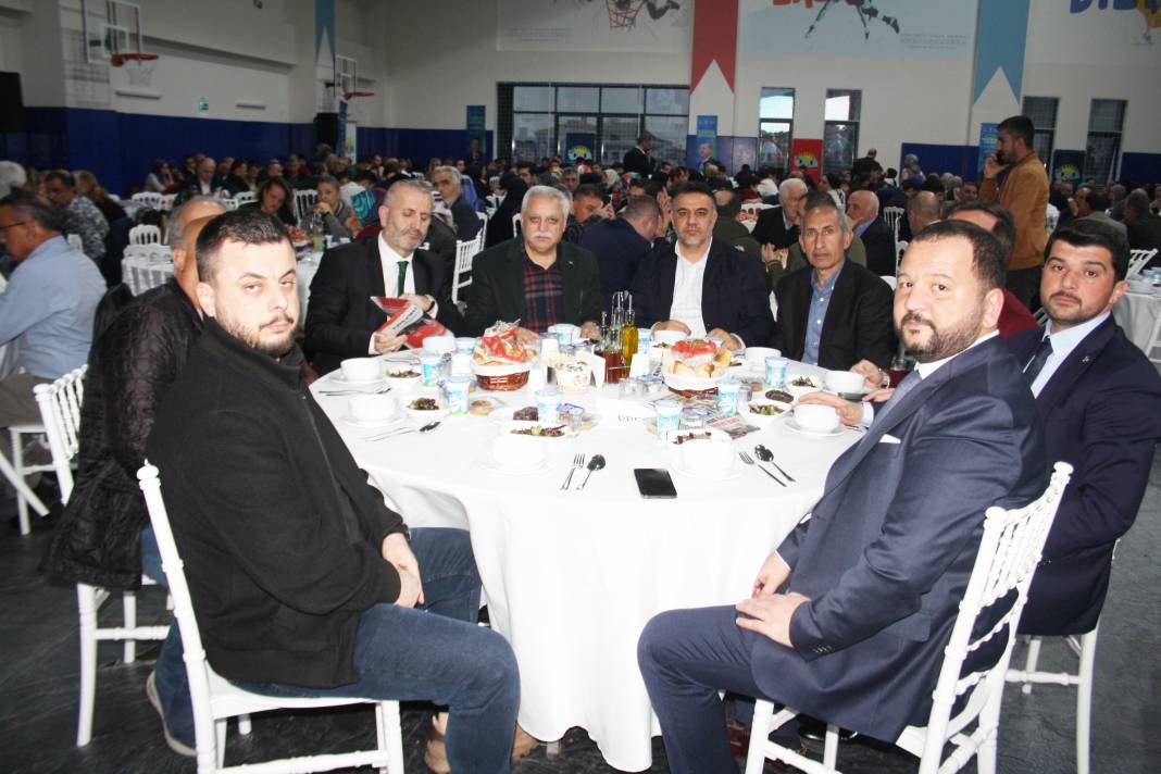 PENDEF'in memleketleri buluşturan geleneksel iftar programına yoğun katılım 6