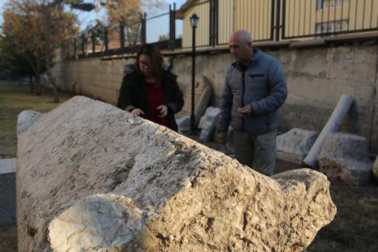 Yol çalışmasında Roma dönemi parçalarına rastlandı 10