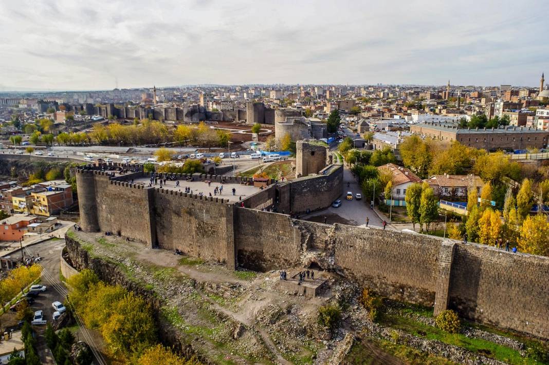 18 Nisan 2024 Perşembe hava durumu nasıl olacak, yağmur yağacak mı sıcaklıklar kaç derece olacak? 9