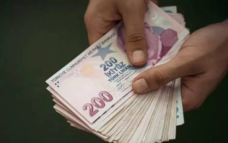 Emekliye zam, memura fark! Merkez bankası merak edilen oranı açıkladı! Üç yeni düzenleme geliyor! Kim ne kadar alacak? 6