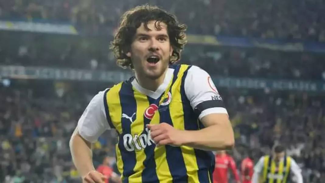 Fenerbahçe'nin genç yıldızı Ferdi Kadıoğlu yuvadan uçuyor, gideceği yeni yeni takım belli oldu 3