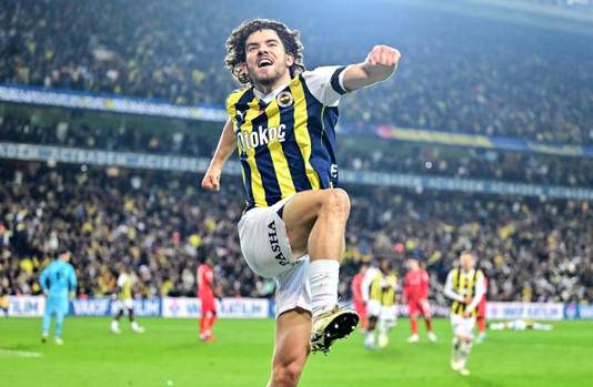 Fenerbahçe'nin genç yıldızı Ferdi Kadıoğlu yuvadan uçuyor, gideceği yeni yeni takım belli oldu 4