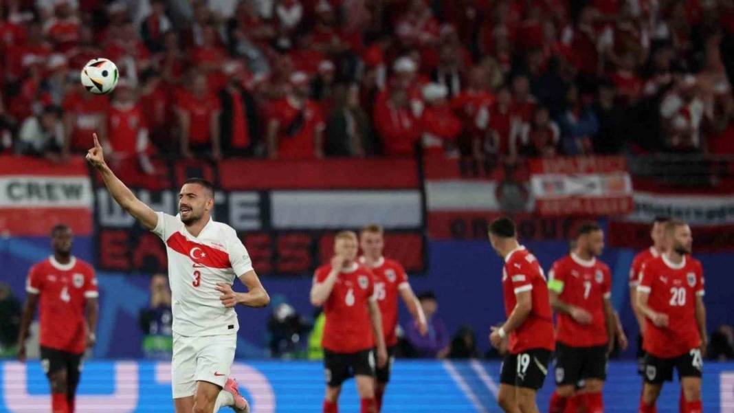 Dünya basını bizim çocukların EURO 2024 çeyrek finale çıkış zaferini manşetlerine böyle taşıdı: İşte o manşetler! 1