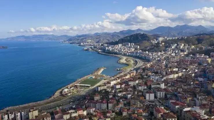 Meteorolojiden batıya sıcak, Karadeniz'e şiddetli yağmur uyarısı: 6 Temmuz 2024 tüm ülke geneli hava durumu ve sıcaklıkları 7