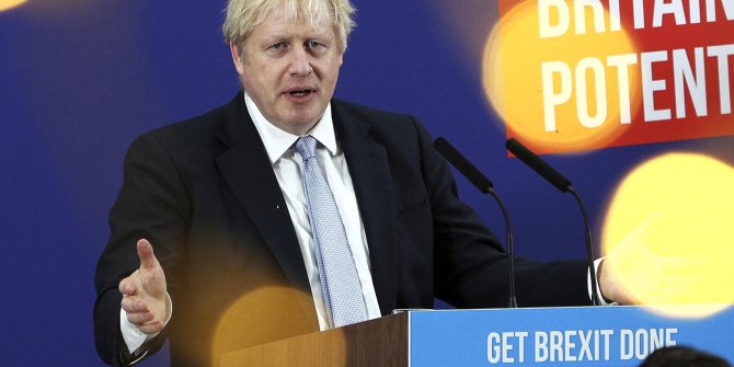 Peçe takan kadınları posta kutusuna benzetmişti! Boris Johnson özür diledi