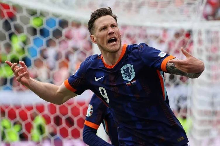 Trabzonspor Transferde bombayı patlatıyor! Hollandalı golcü futbolcu Wout Weghorst Türkiye'ye geri dönüyor 7