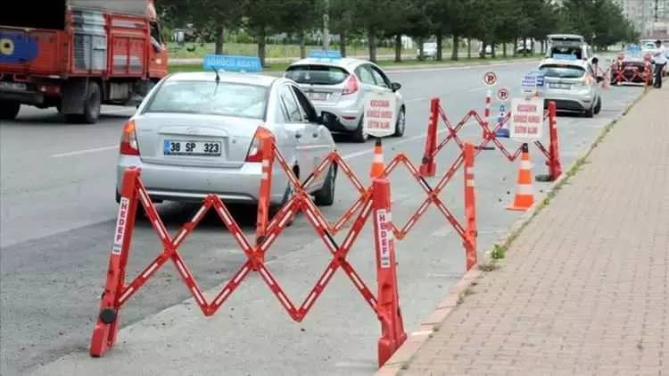 Ehliyette yeni dönem, sistem değişti! Sınav süresi 40 dakika oldu, iki park manevrası verildi 6