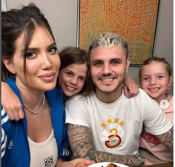 Mauro Icardi'den Wanda Nara'ya beklenmedik gol geldi! Daha önce takipten çıkarmıştı, şimdi ise... 6