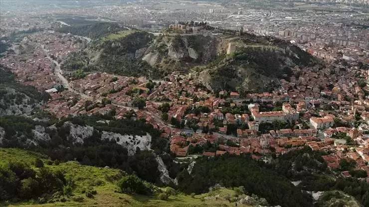 Sıralama şaşırttı! Türkiye'nin en mutlu şehirler listesi açıklandı! Sizin yaşadığınız şehir kaçıncı sırada? 14