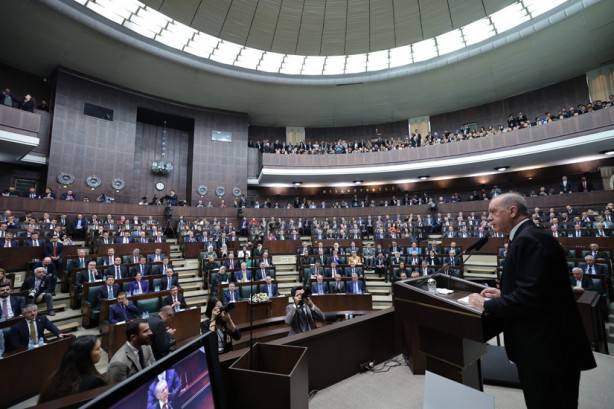 Ankara siyasetini sallayan yeni gelişme! Sadet Partili ve Gelecek Partili üç milletvekili AK Partiye katılıyor 5