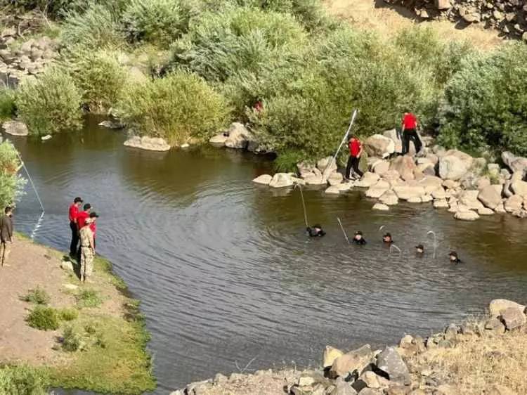 Narin cinayetinin sır perdesini aralayacak iki önemli kanıt! Çuval ve Pembe terlik detayı 18