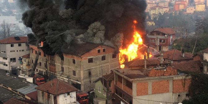 Korkutan yangın! Alevler bir anda yükseldi