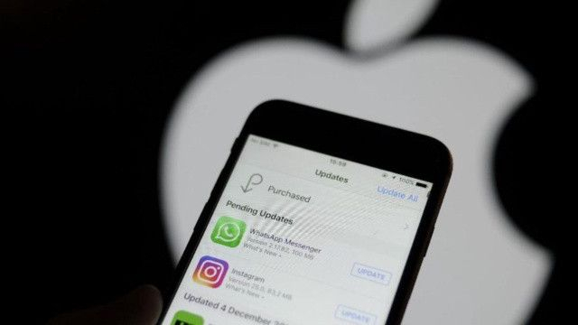 Popüler anlık mesajlaşma uygulaması WhatsApp'ın iOS sürümüne 2 etkili özellik! 1