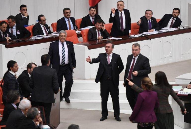 TBMM'de  AK Parti-HDP Arasında Man Adası Gerilimi! 8