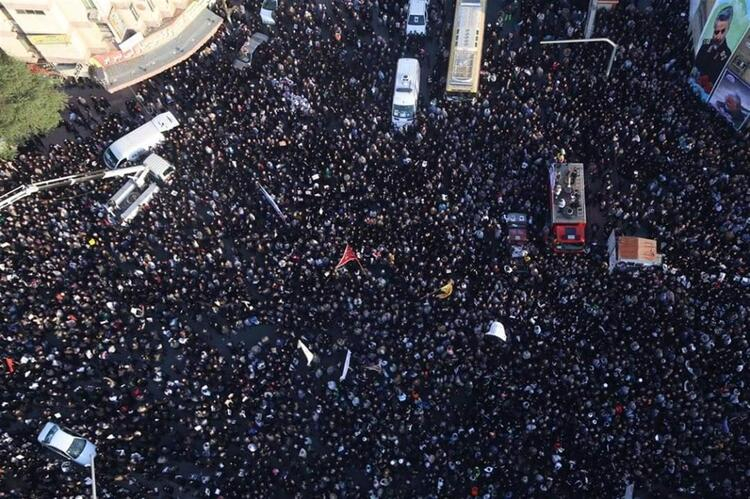 Kasım Süleymani için Ahvaz'da cenaze töreni düzenleniyor! 5