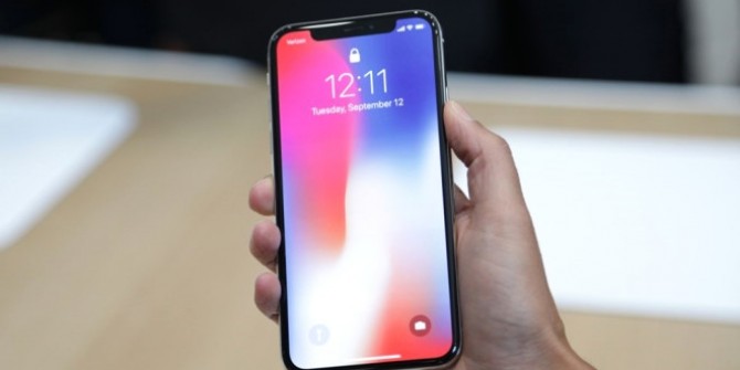 iPhone X, Samsung'u zenginleştirecek!