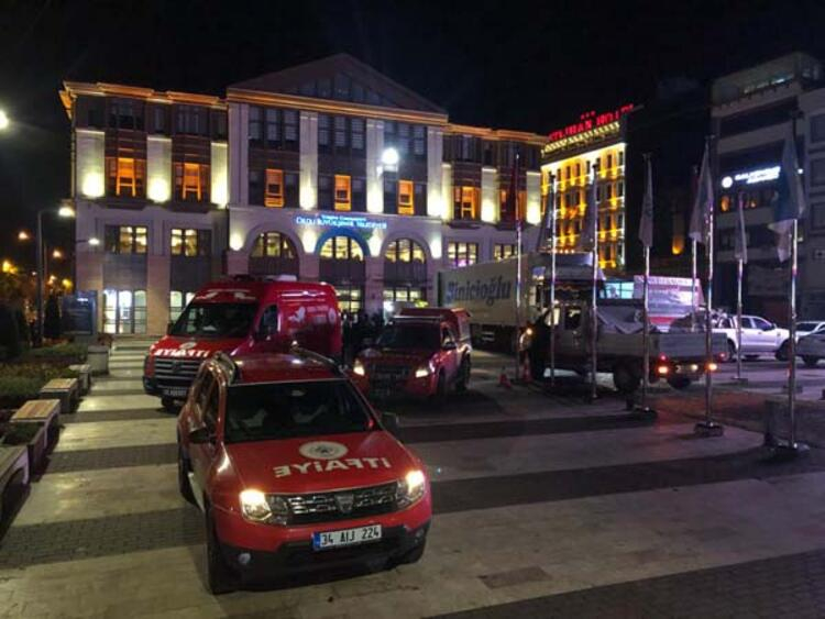 Tüm Türkiye seferber oldu:Elazığ'a yardım yağıyor 1