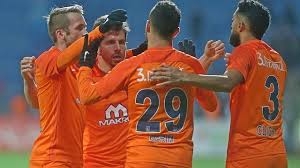 iddaa ilk yarı sonu şampiyonluk oranları değişti favori kim? 4