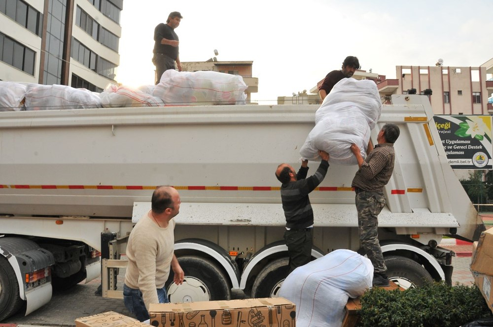 Tüm Türkiye olarak Elazığ için tek yürek olduk! 5