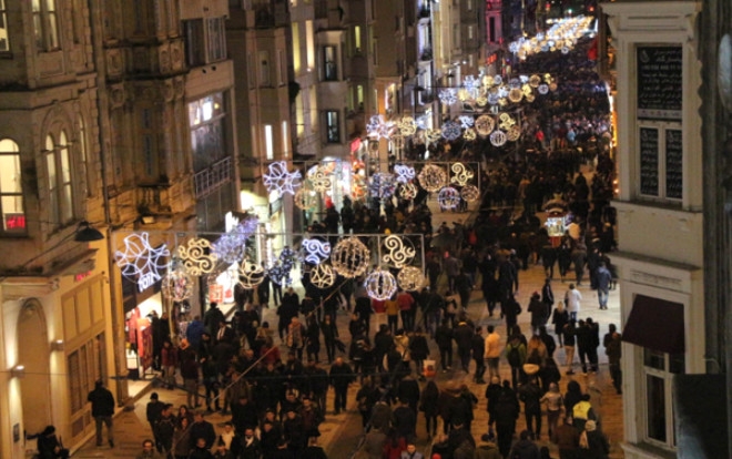 Türkiye 2018'e Nasıl Girdi Çok İlginç Görüntüler 6