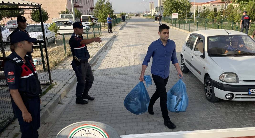 Avukatları mahkeme kararına itiraz etmişti! Kadir Şeker, tahliye edildi! İşte o anlar... 5