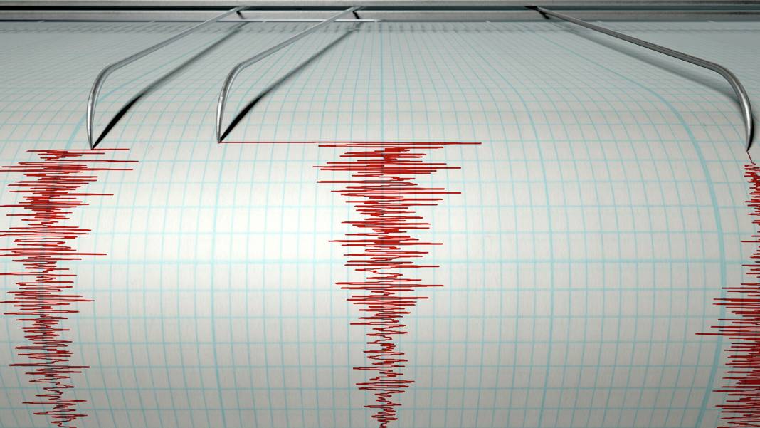 İran'da art arda deprem! 5