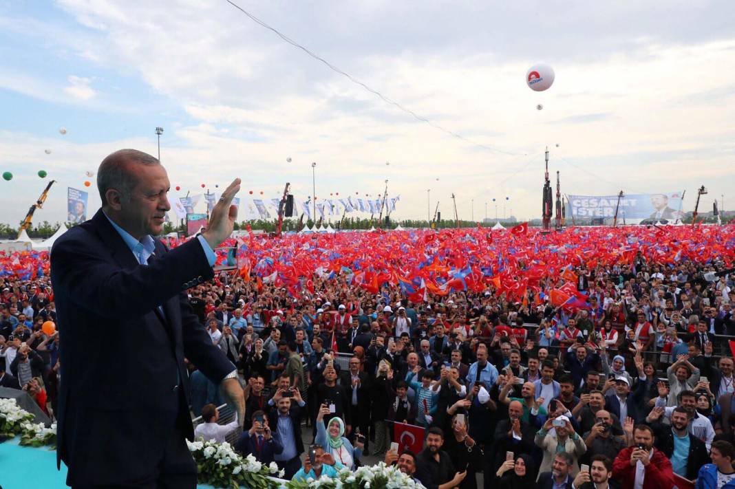 AK Parti'nin seçim stratejisi belli oldu! Sosyal medyayla seçmene ulaşılacak! İşte yapılacaklar... 1