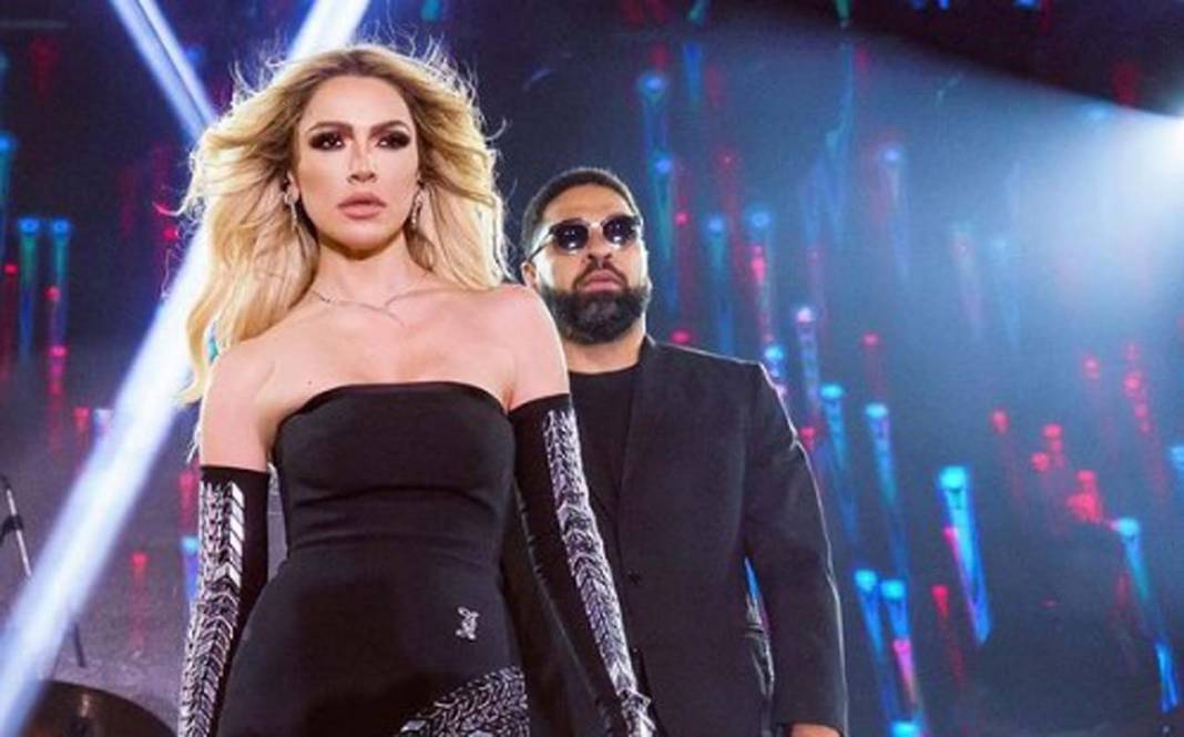 Ünlü şarkıcı Hadise pembe takımıyla Instagram'ı kavurdu! Derin göğüs dekoltesi abartılı bulundu, "Çok kapalı olmuş biraz daha aç" yorumlarından kaçamadı! 1