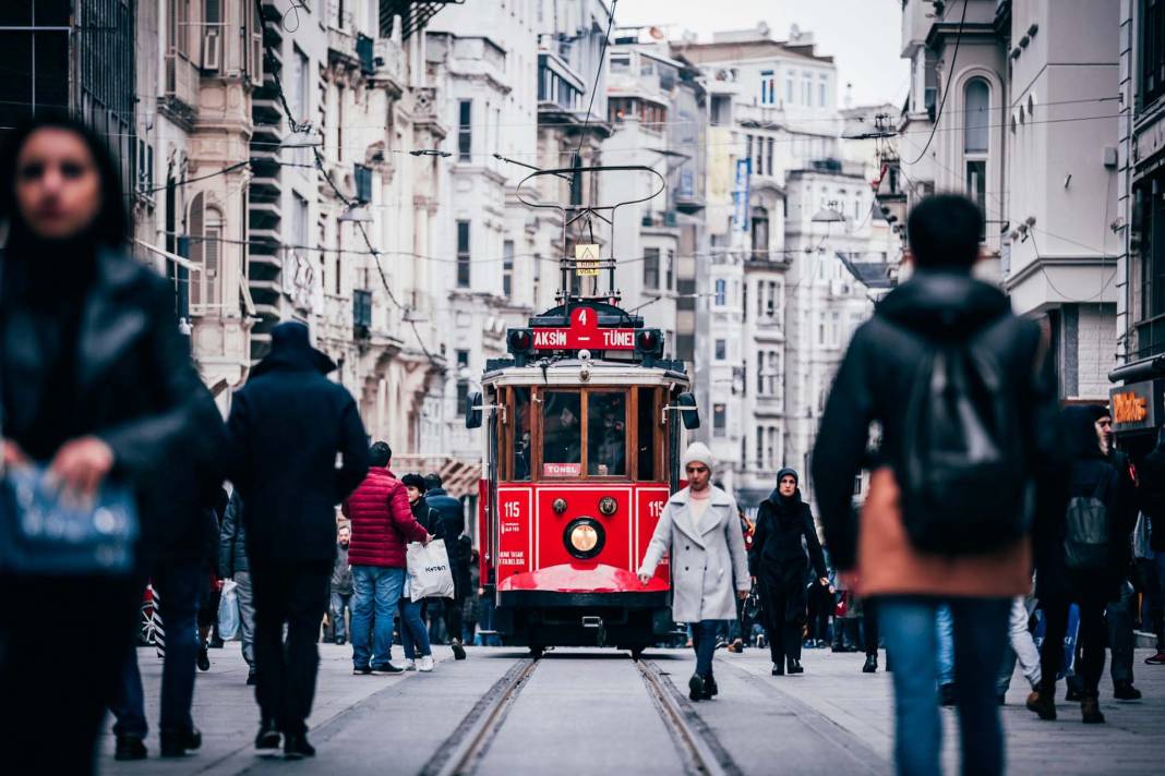 Türkiye'nin sorunlarını hangi parti çözer? Anketten çıkan sonuçlar tüm partileri düşündürecek! 1