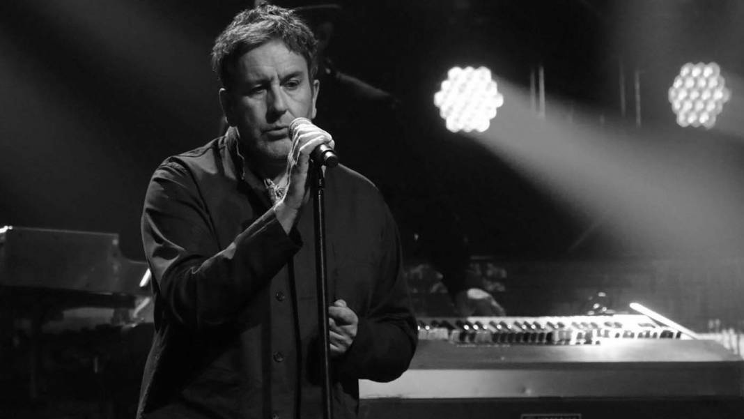 Ünlü müzisyenin sarsan ölümü! 80'lerin yıldızı Terry Hall 63 yaşında hayatını kaybetti! 1