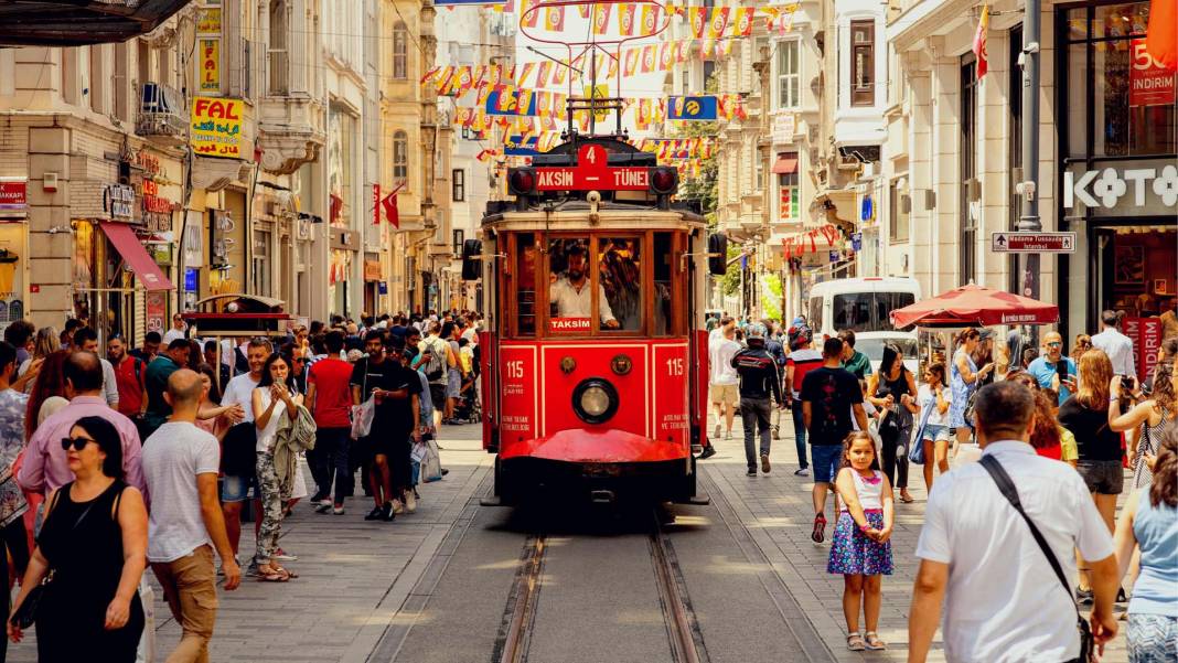 Türkiye'nin sorunlarını hangi parti çözer? Anketten çıkan sonuçlar tüm partileri düşündürecek! 2