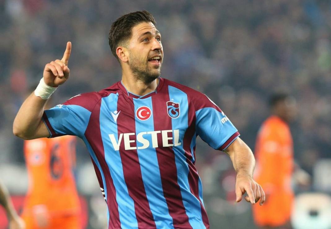 Trabzonspor'un yıldızı Bakasetas kararını verdi! Sözleşme uzatacak mı? İşte detaylar 1