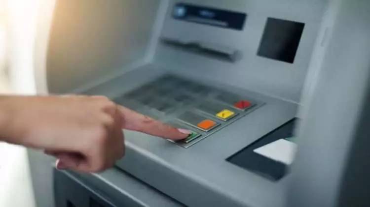 Her yıl milyarlarca liralık kâr açıklayan bankaların ATM oyunu! Kendi paranızı çekemiyorsunuz! 42