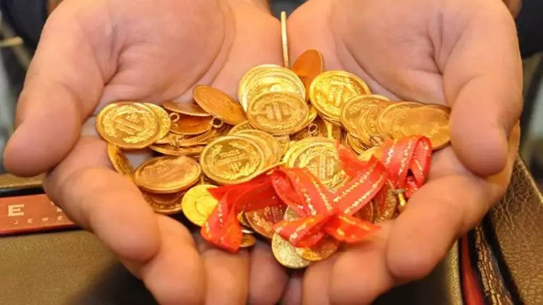 Altında yeni tarihi rekor! Gram altın 2.867 lirayı aşarak yeni tarihi zirveye ulaştı! 5