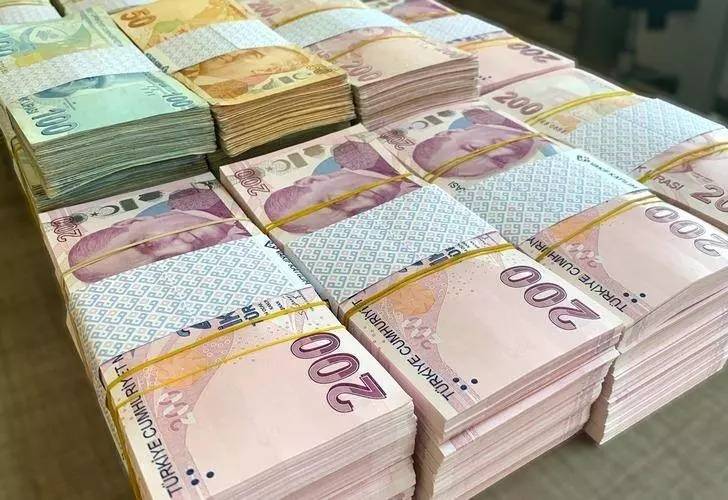 Bankalar arası kredi yarış kızıştı! 11 bankadan 50 bin TL'ye kadar faizsiz kredi kararı 5