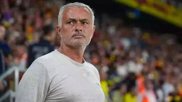 Jose Mourinho'dan  Galatasray derbi maçı açıklaması! Ben kaçmadım, bana saygısızlık yapıldı! 14