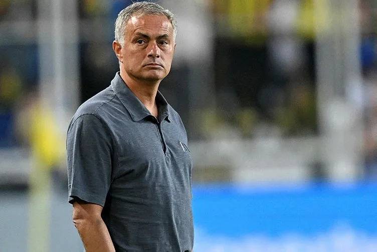 Jose Mourinho'dan  Galatasray derbi maçı açıklaması! Ben kaçmadım, bana saygısızlık yapıldı! 2