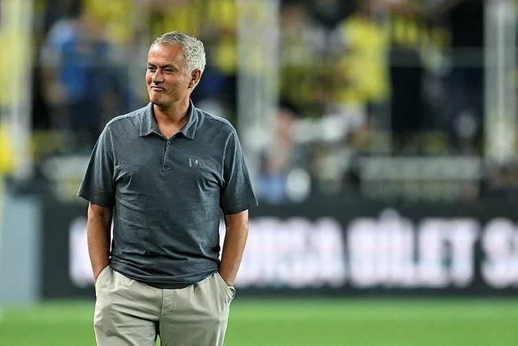 Jose Mourinho'dan  Galatasray derbi maçı açıklaması! Ben kaçmadım, bana saygısızlık yapıldı! 8