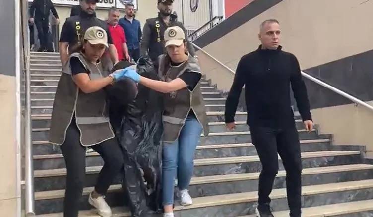 Polisimizi şehit eden suç makinesine hak ettiği muamele! Çöp poşeti giydirip hayvan aracına bindirildi 11