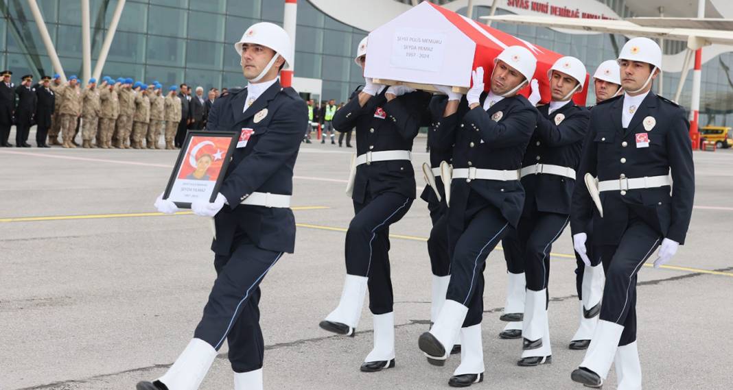 Ümraniye'de Şehit edilen Polis Şeyda Yılmaz'a veda: Eşinin sözleri yürekleri burktu! 2