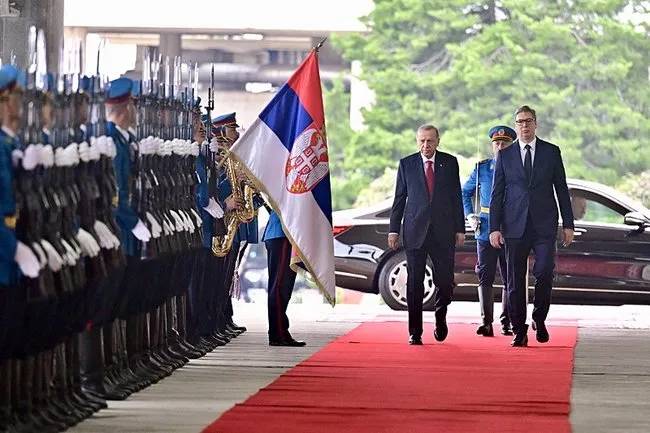 Başkan Erdoğan'dan flaş açıklamalar:Yeni süreçte Genel Başkan Yardımcılarında ve Kabine'de de bazı değişiklikler olabilir 11